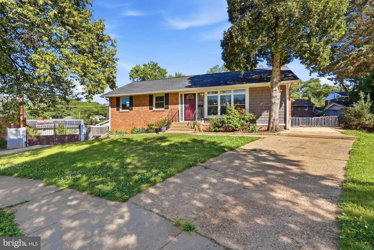 5900 Westbrook Terrace - Photo 1