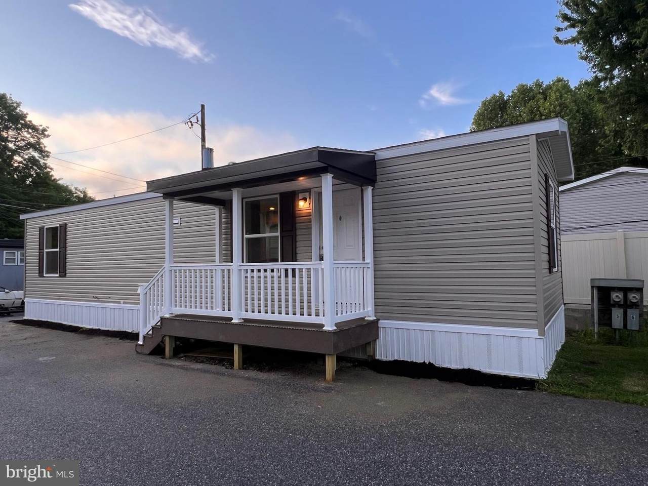 1136 Steinmetz Road - Photo 1