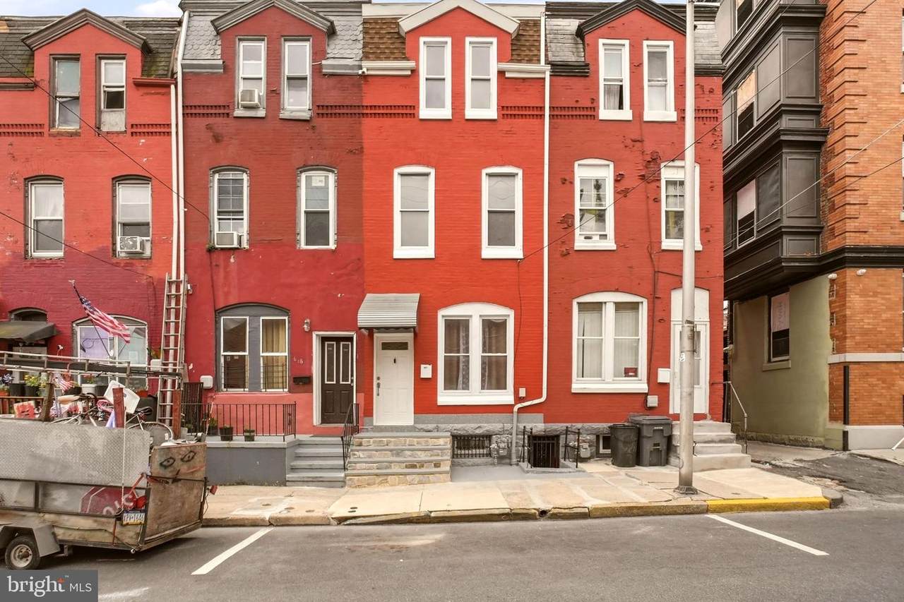 616 Elm Street - Photo 1