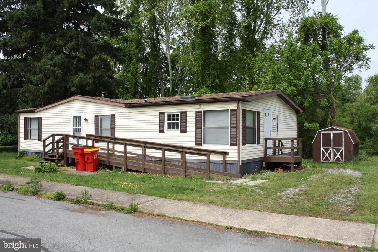 1 Larken Lane - Photo 1