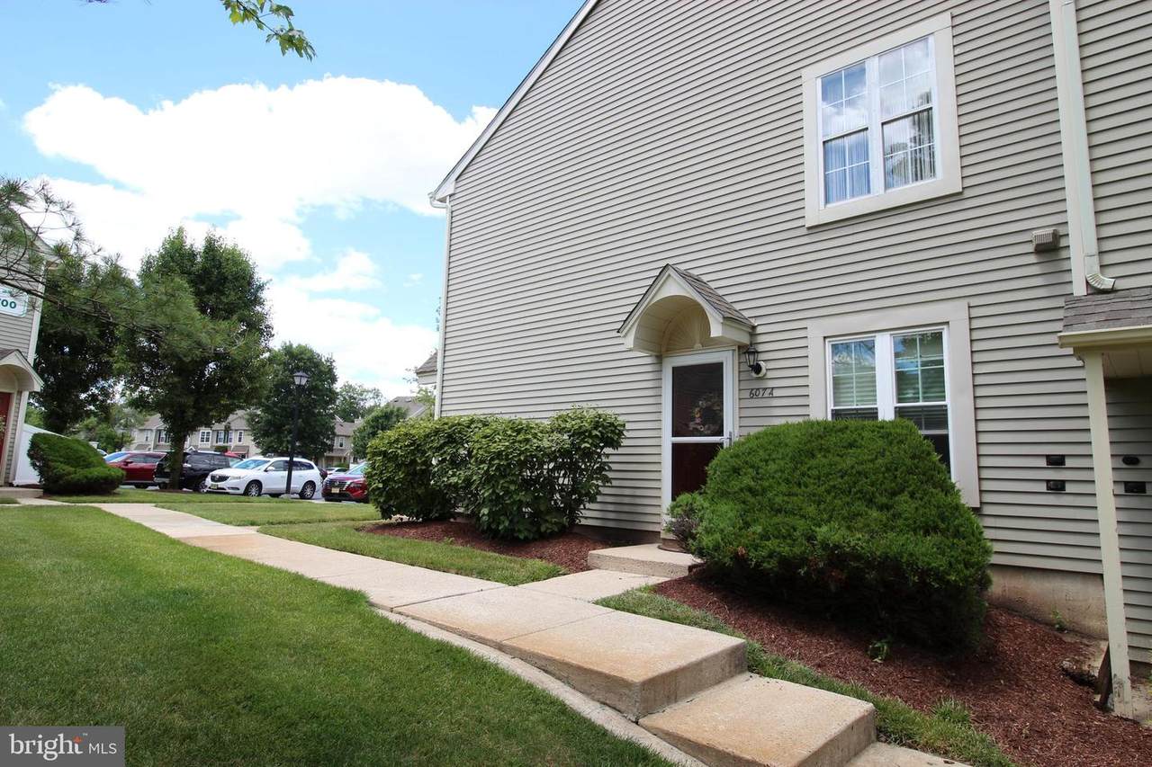 607A Trescott Place - Photo 1