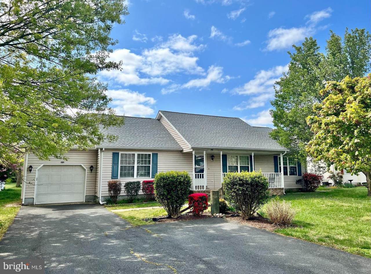 47 Radcliffe Drive - Photo 1