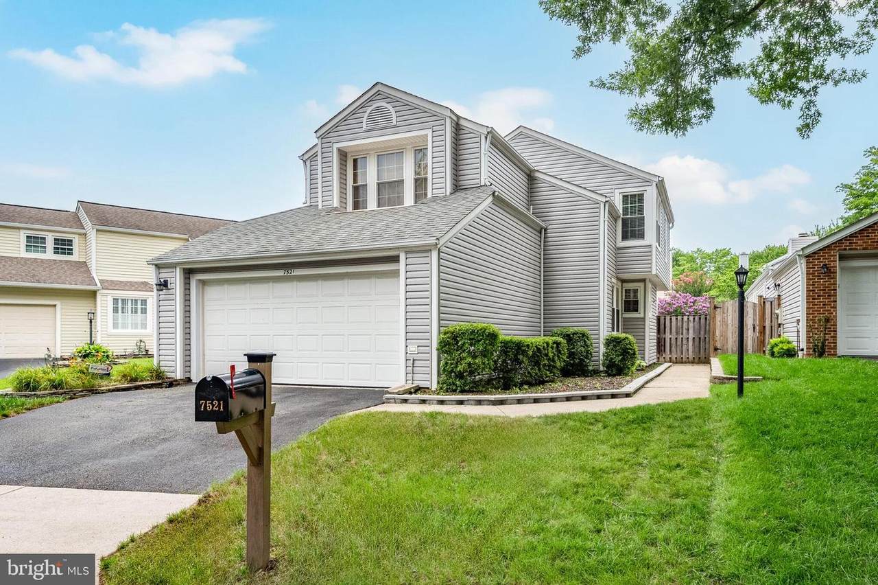 7521 Cross Gate Lane - Photo 1
