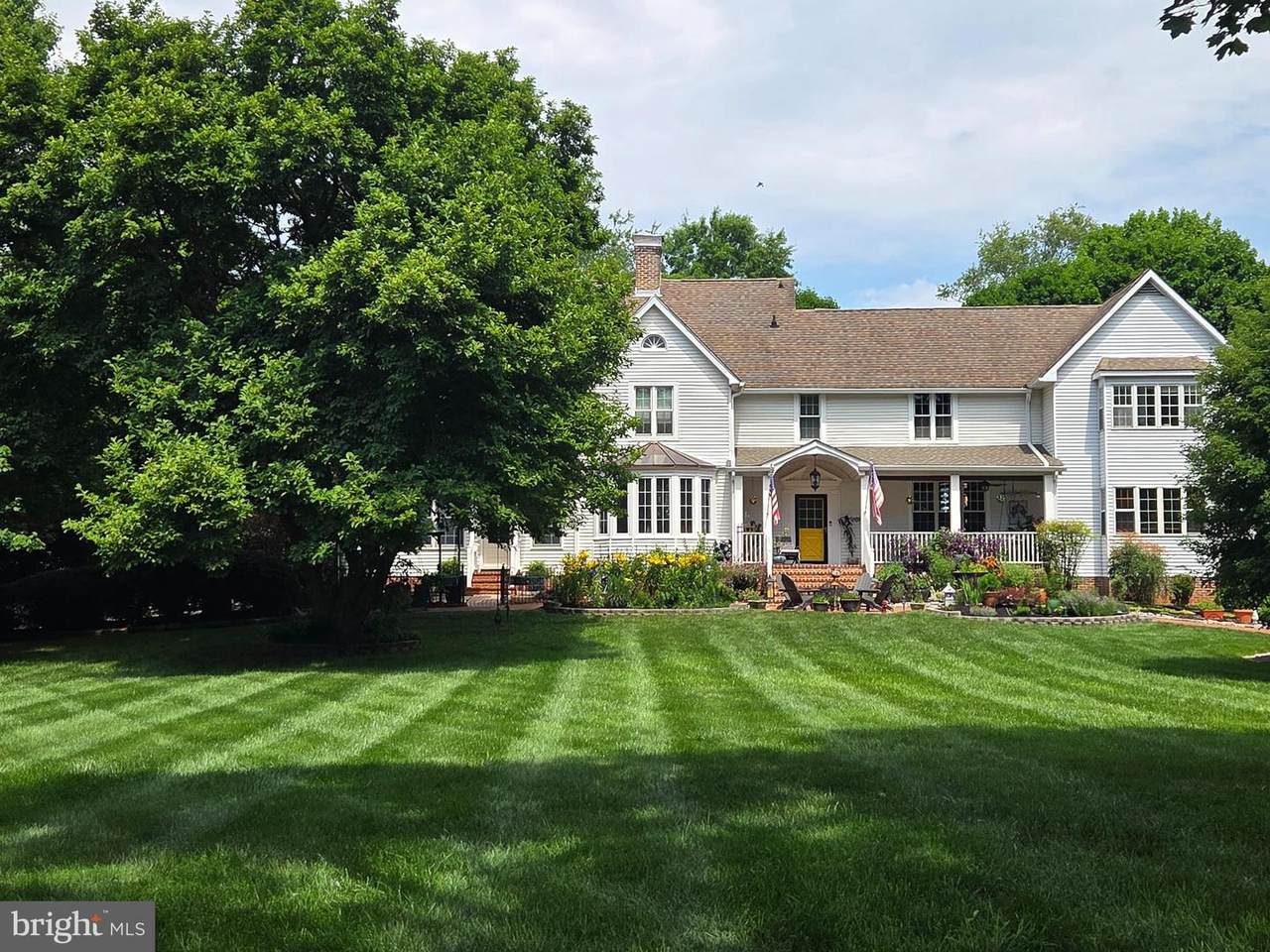 613 Roland Avenue - Photo 1