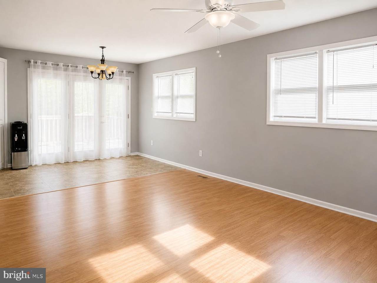 https://bt-photos.global.ssl.fastly.net/brightmls/1280_boomver_1_805041841896-2.jpg