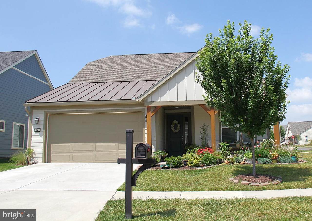 142 Milkweed Drive - Photo 1