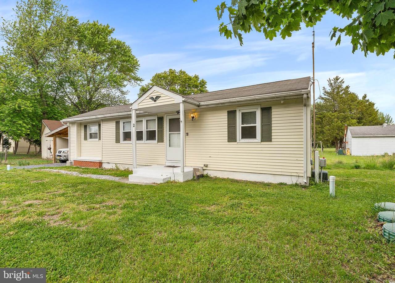 2 Stuart Drive - Photo 1