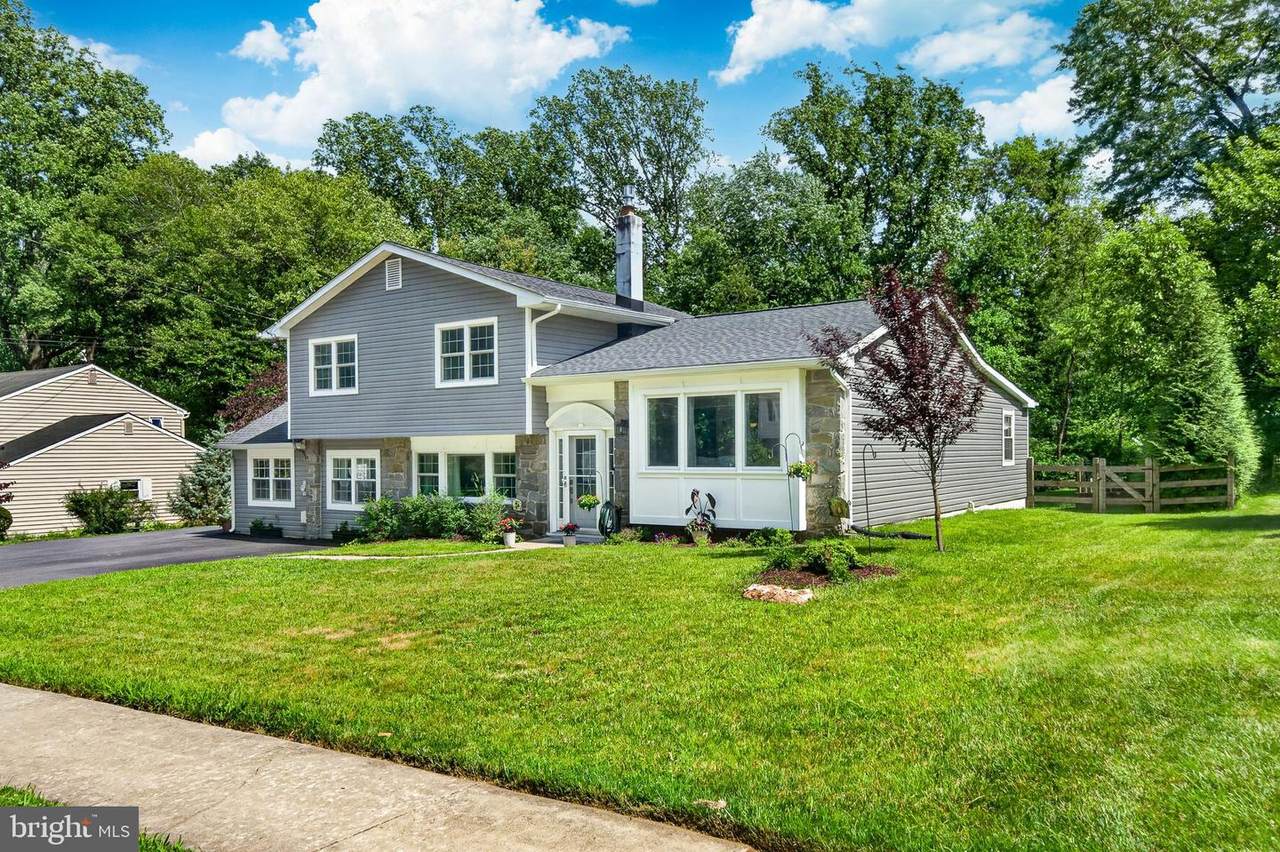 420 Concord Avenue - Photo 1