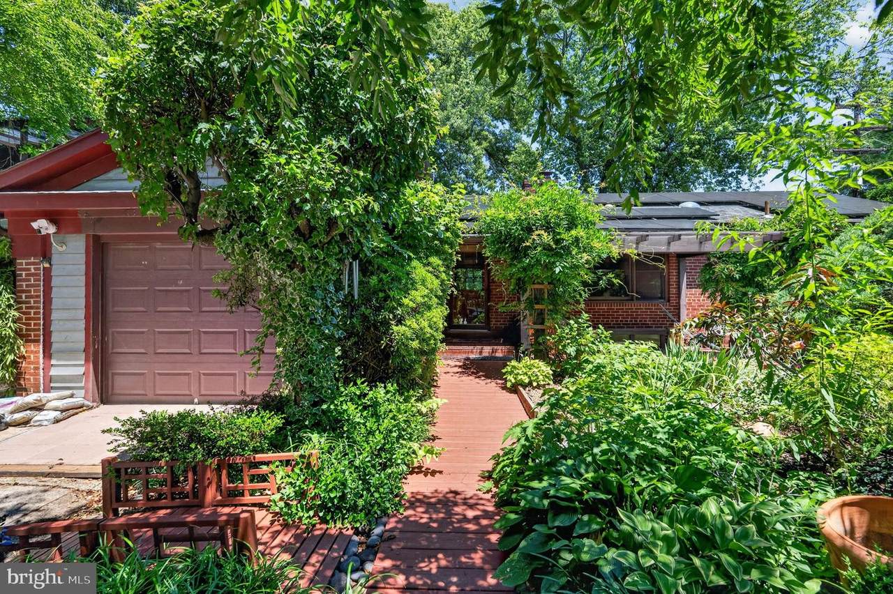 997 Sycamore Street - Photo 1