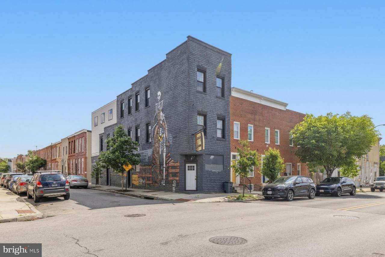 1001 Carey Street - Photo 1