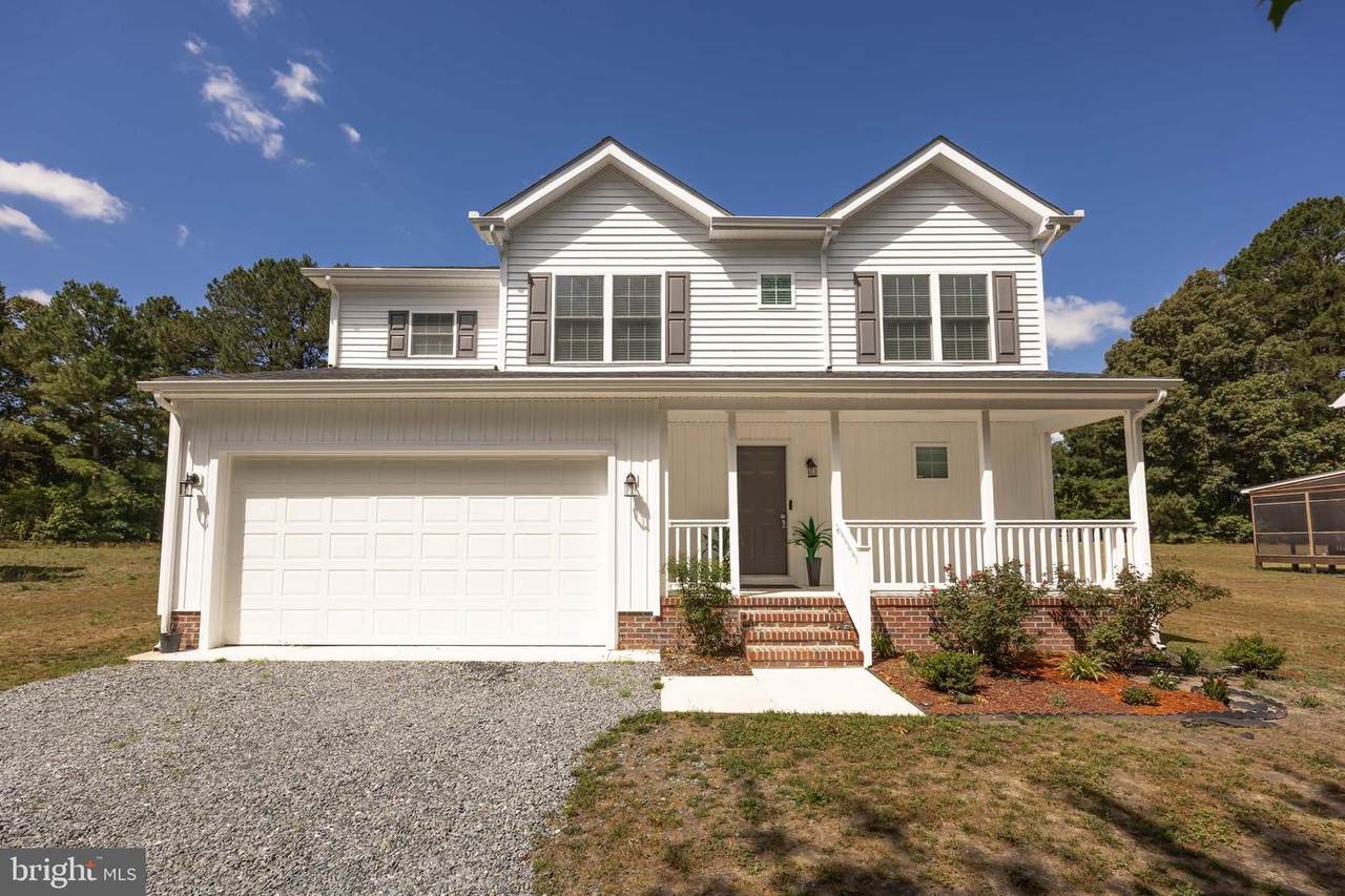 914 Park Drive - Photo 1