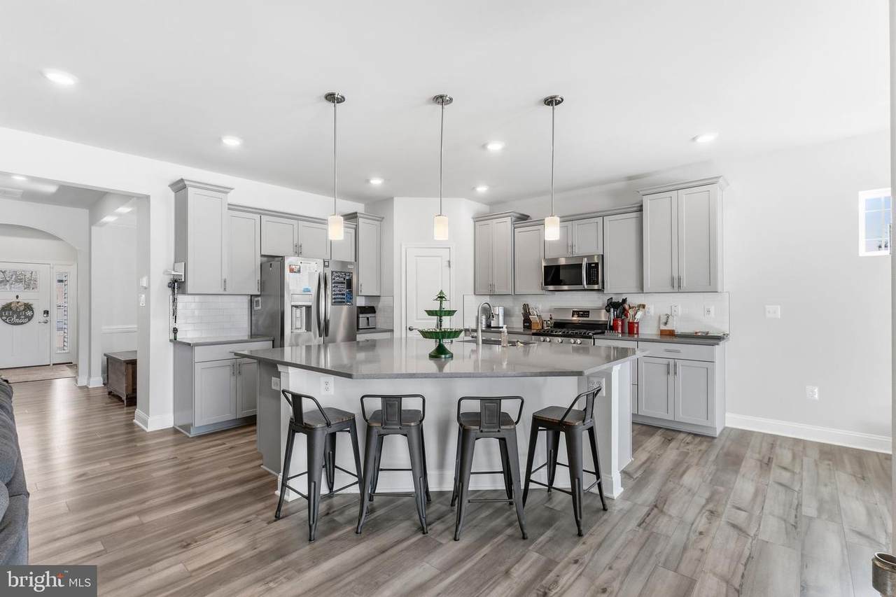 31314 Burke Court - Photo 1