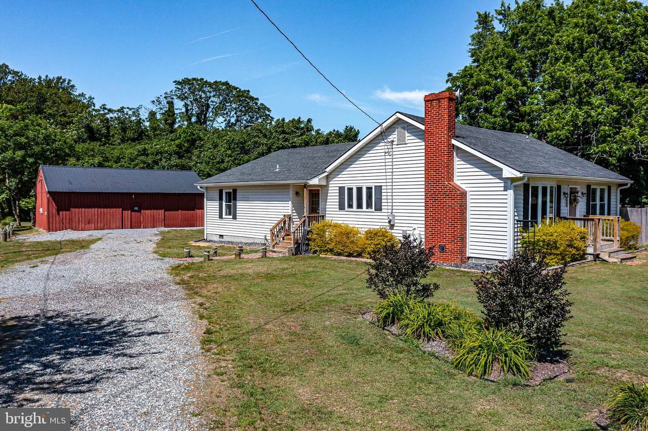 9832 River Road - Photo 1