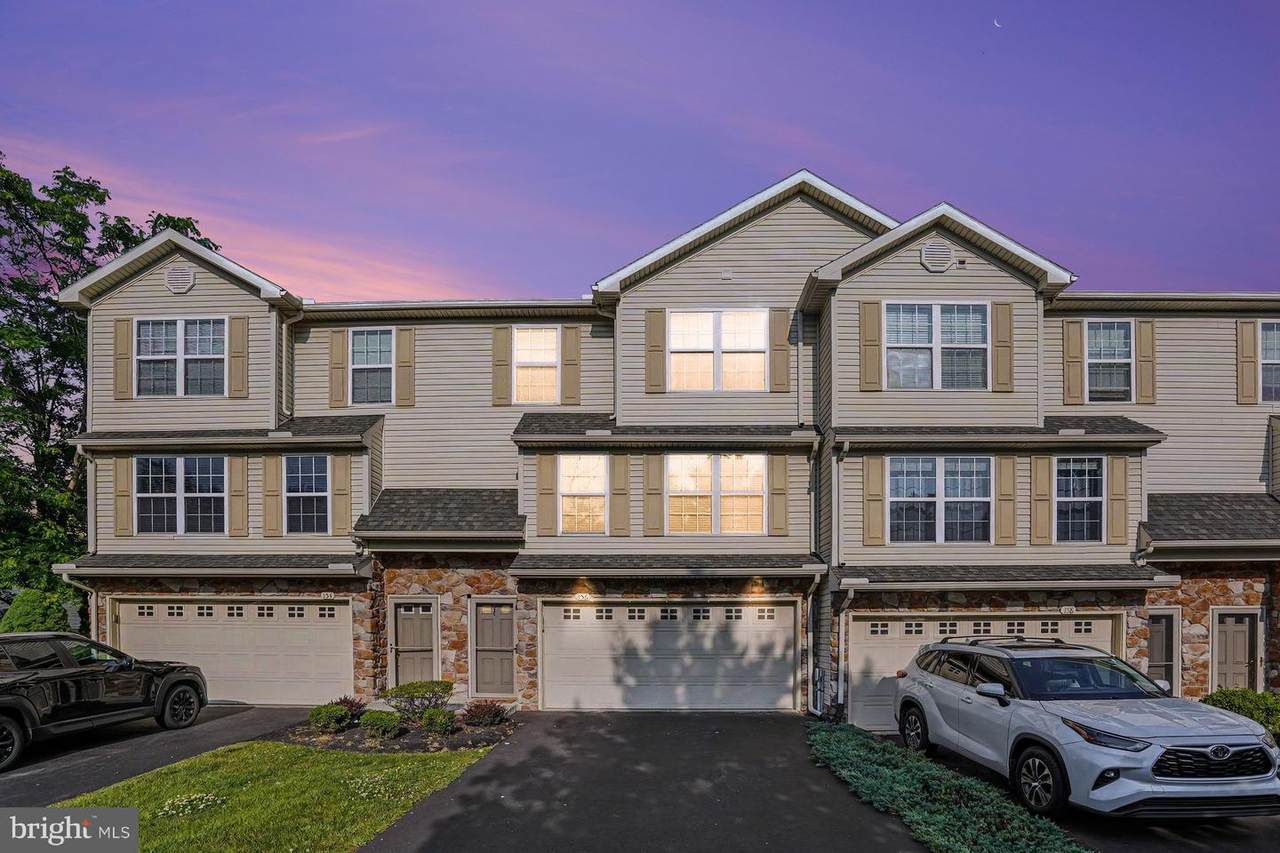156 Mapleton Boulevard - Photo 1