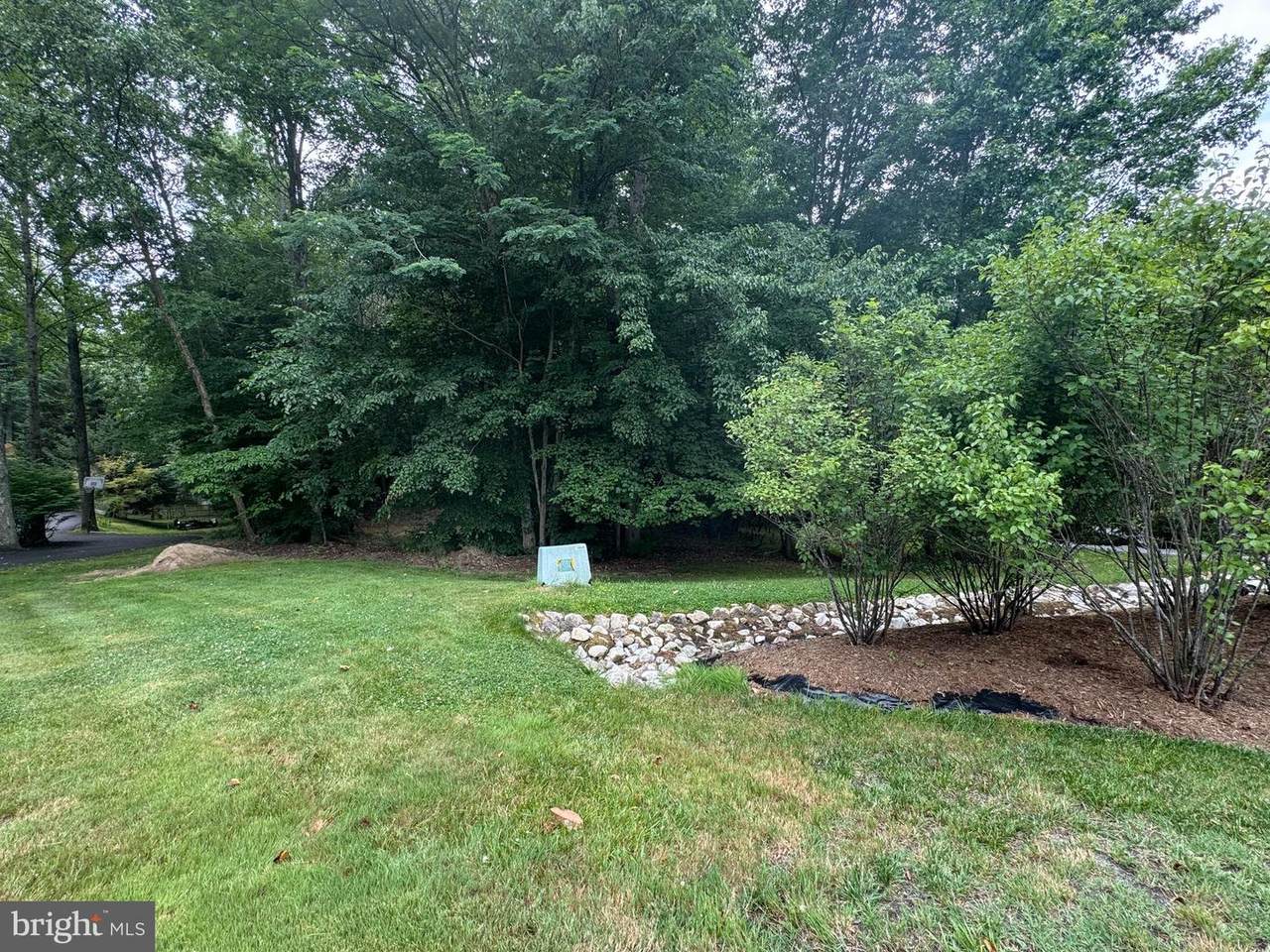 8800 Stratford Court - Photo 1