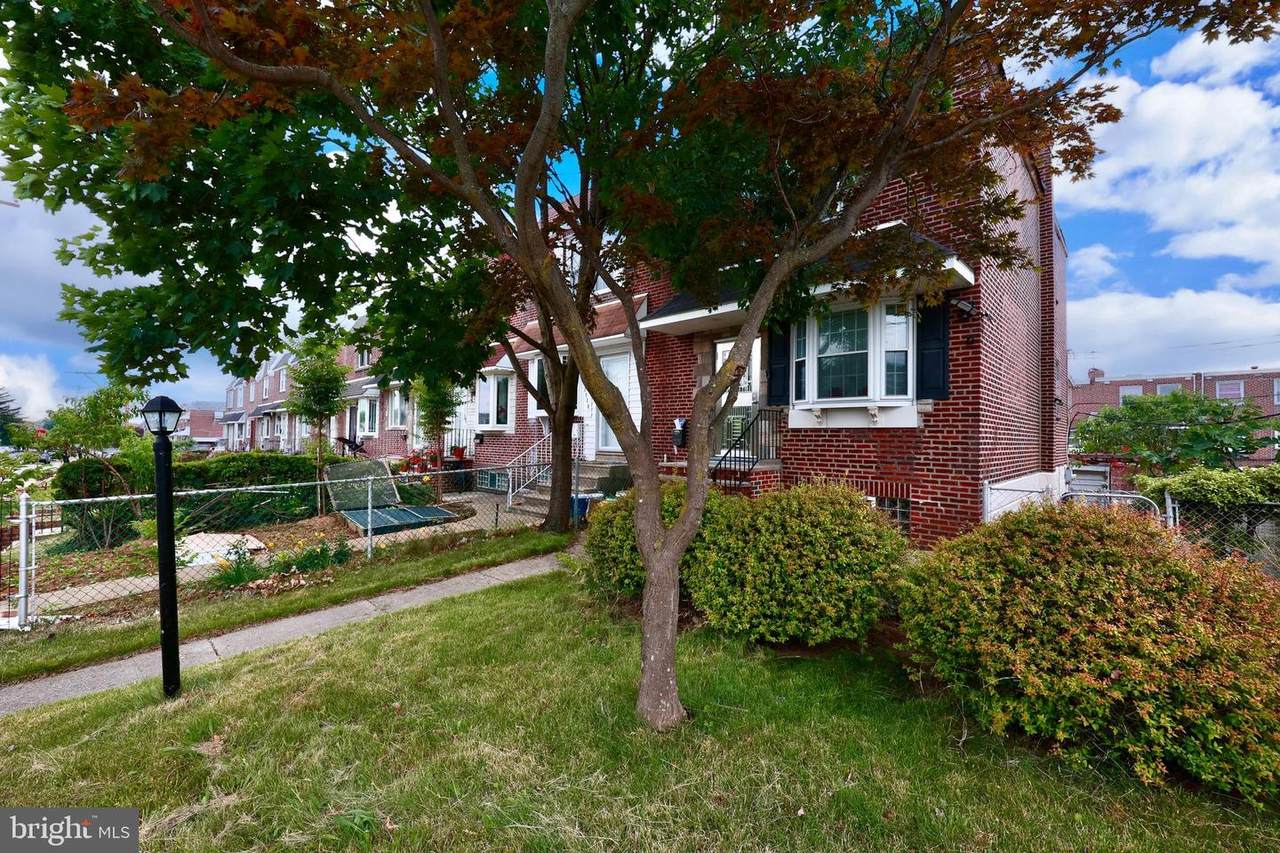 2826 Magee Avenue - Photo 1