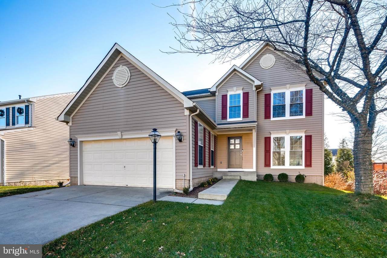 1304 Longbow Road - Photo 1