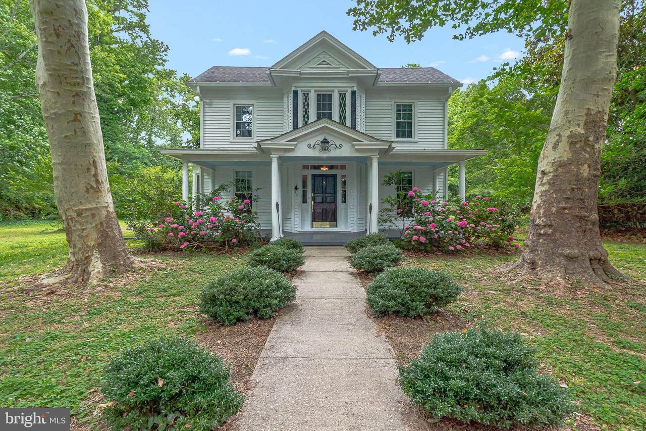3952 Irvington Rd - Photo 1
