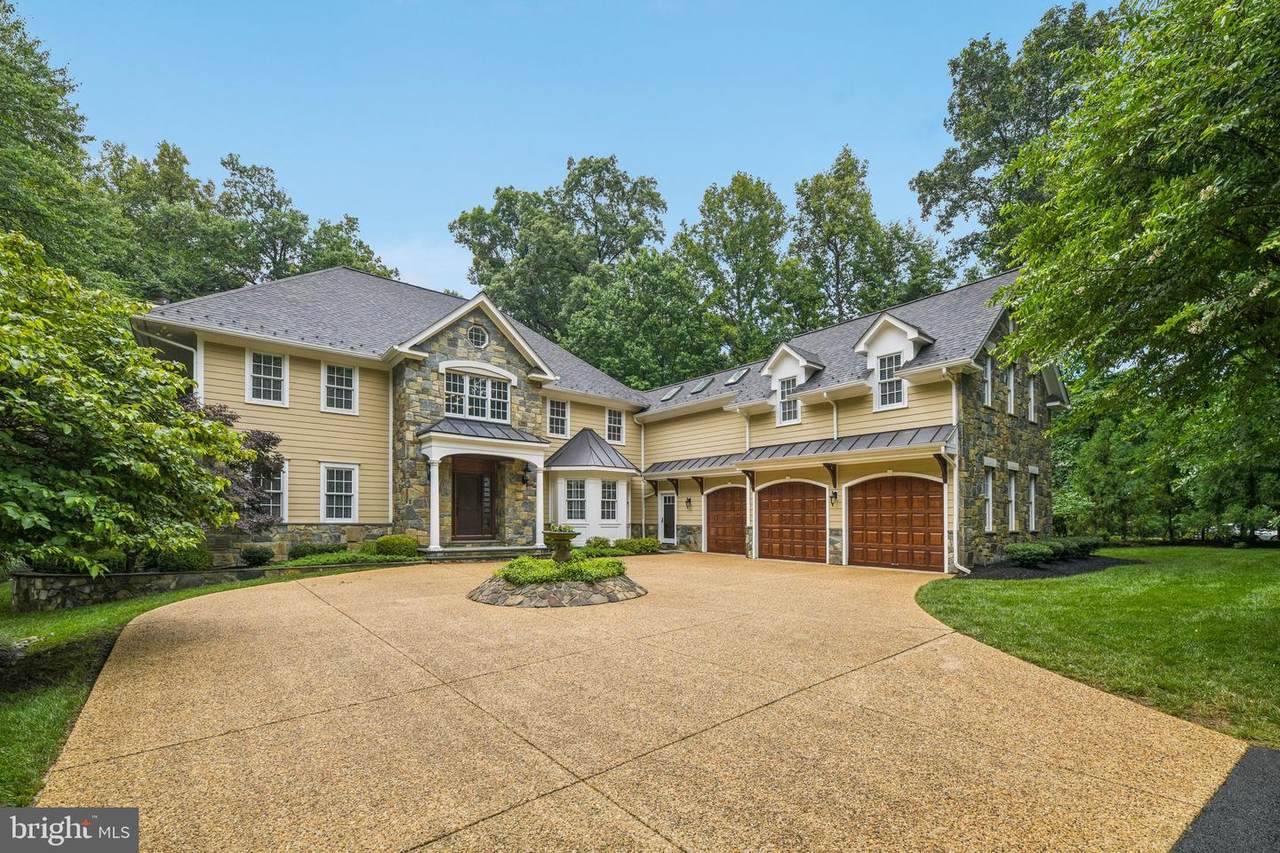 512 Seneca Green Way - Photo 1