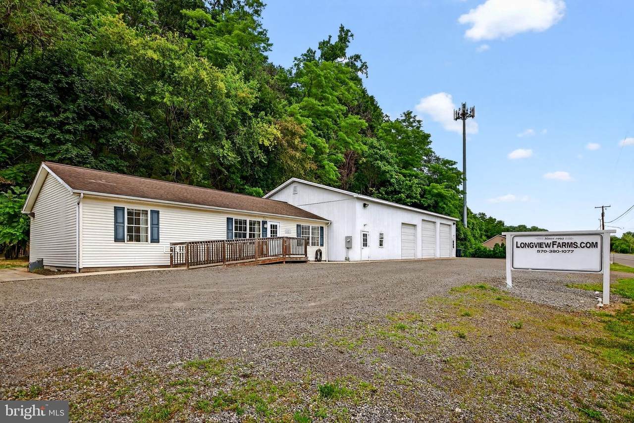 3181 Columbia Boulevard - Photo 1