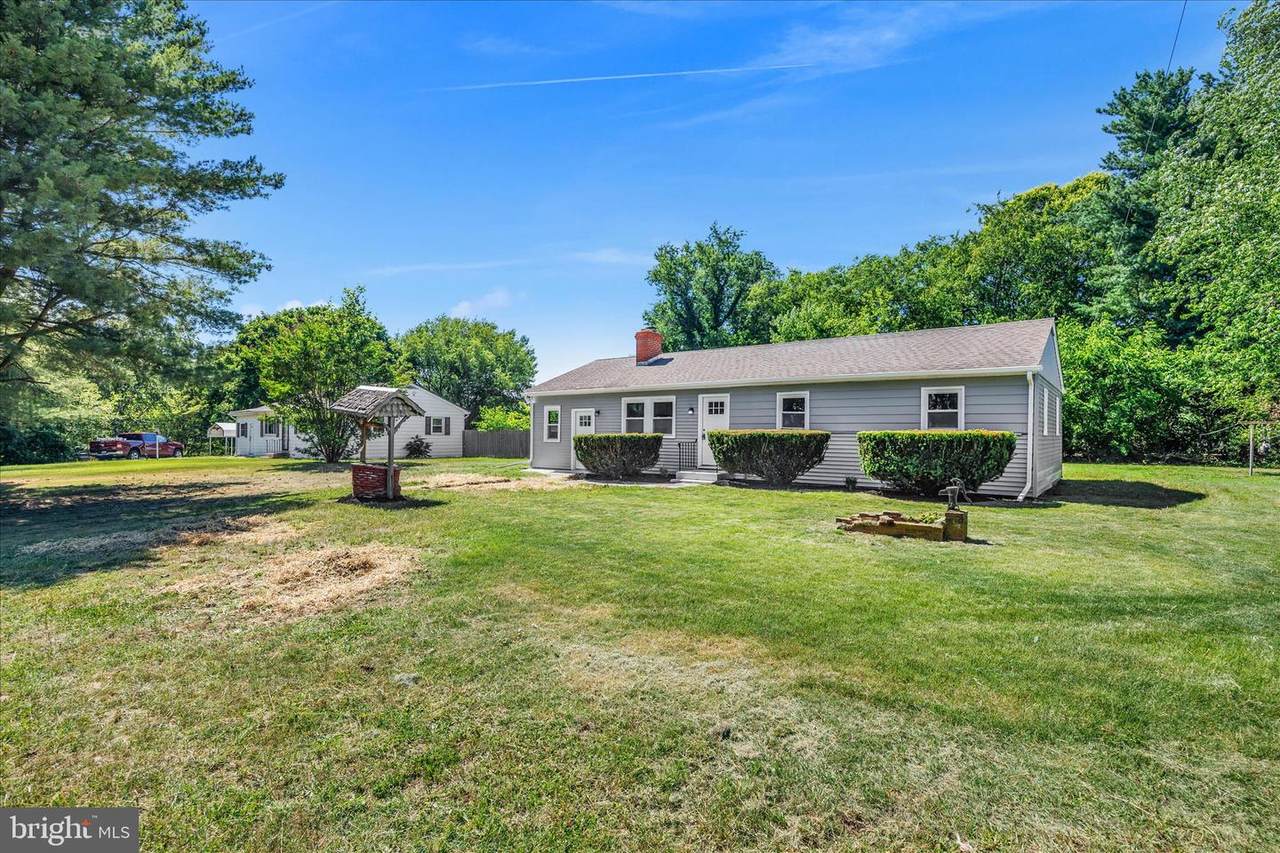 517 Round Top Road - Photo 1