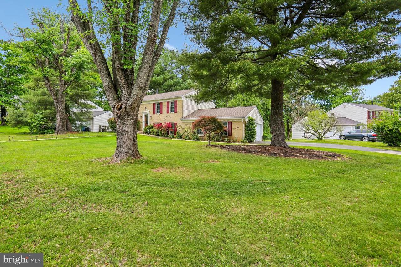 11301 Stryver Court - Photo 1