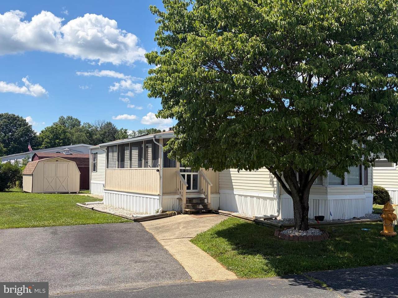 65 Kathy Lane - Photo 1