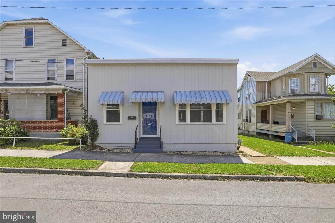 416 Race Street - Photo 1