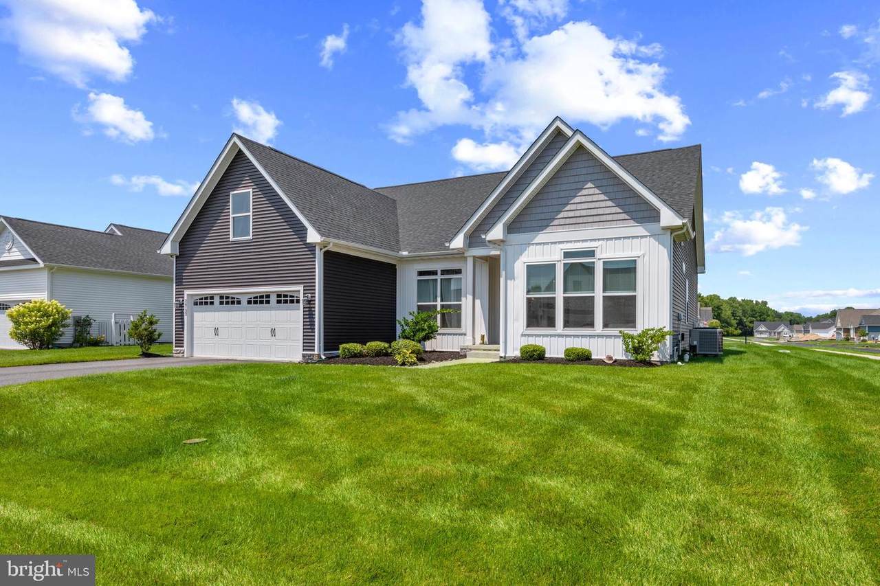 26133 Beacon Drive - Photo 1