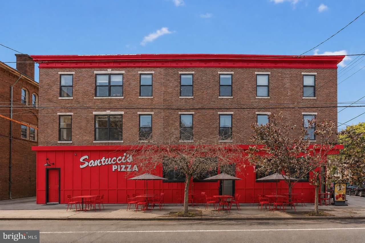 901 10TH Street - Photo 1
