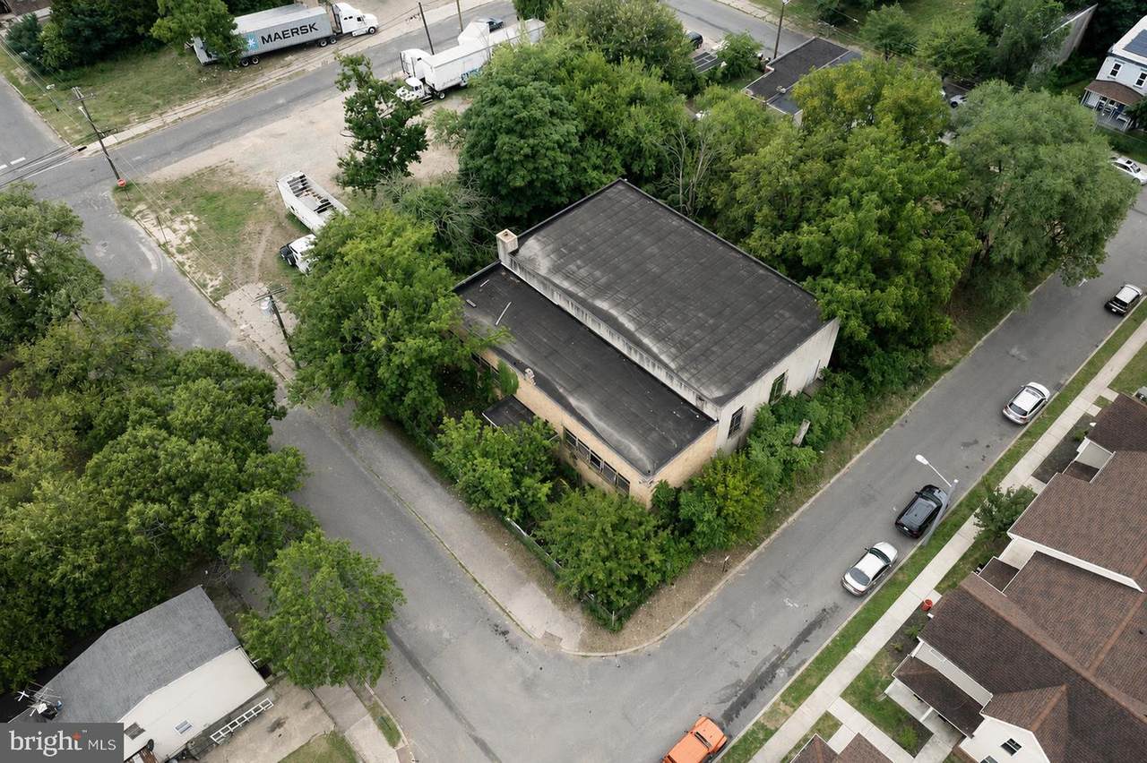 678 Florence Street - Photo 1