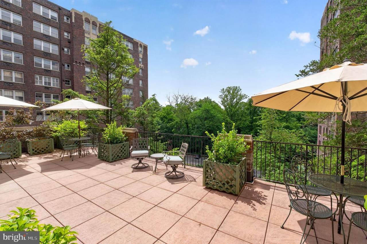 4000 Cathedral Avenue - Photo 1