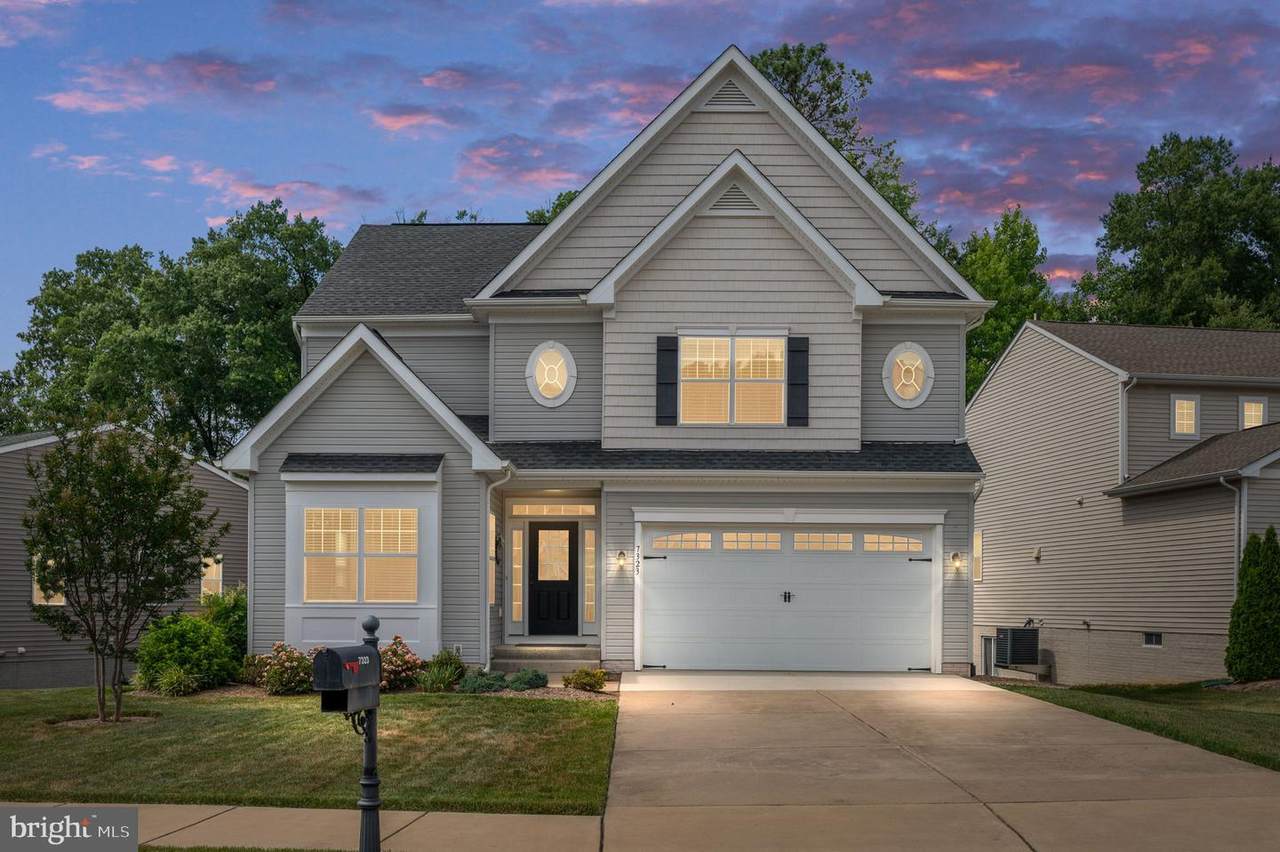 7323 Legacy Lane - Photo 1