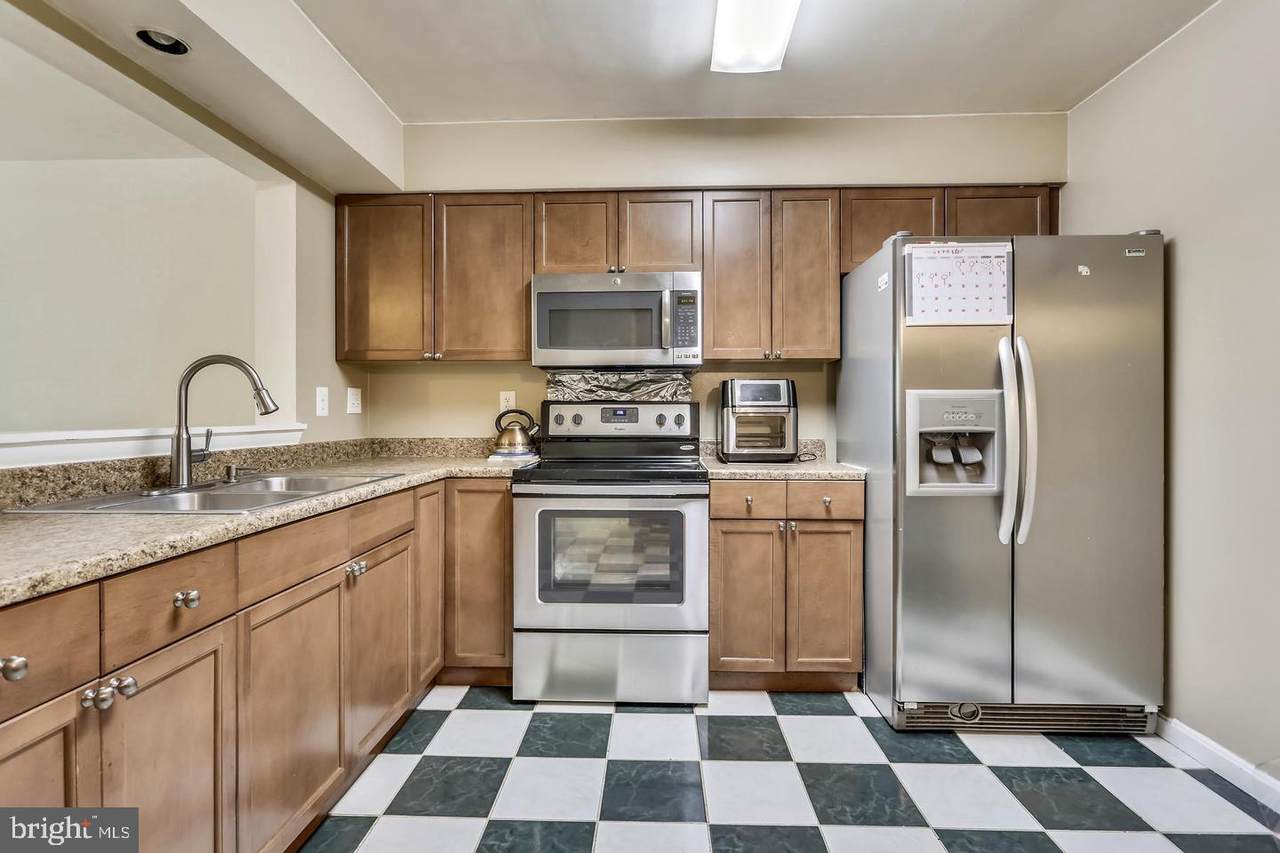 19084 Highstream Drive - Photo 1