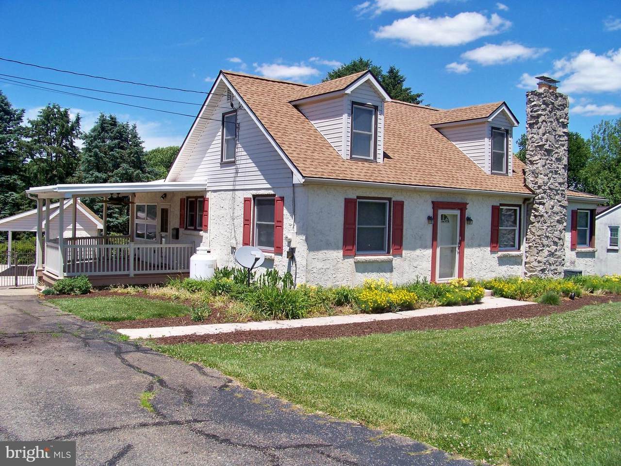 627 Truce Road - Photo 1