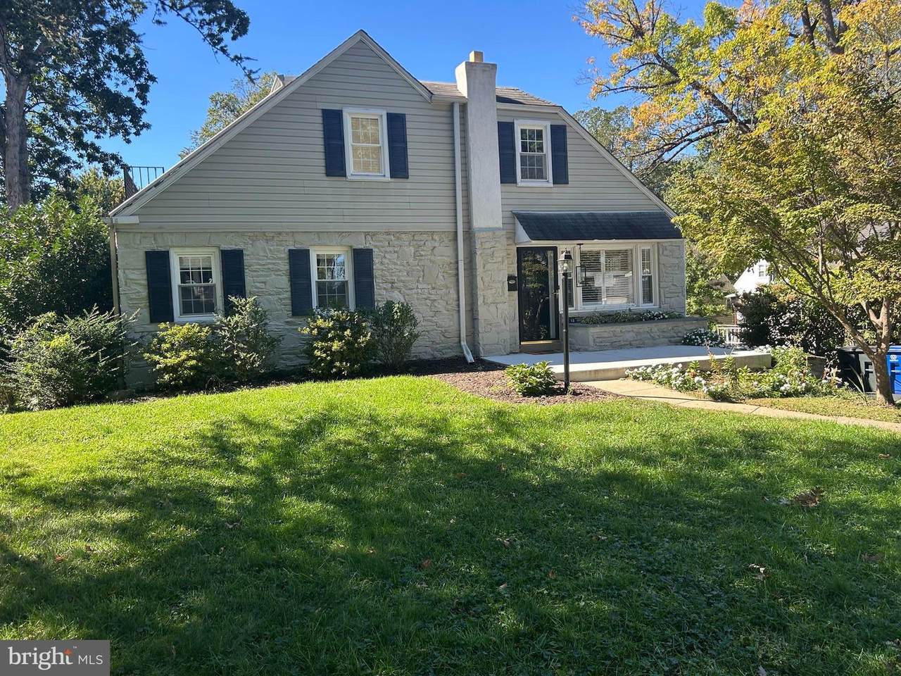 12 Rodney Road - Photo 1