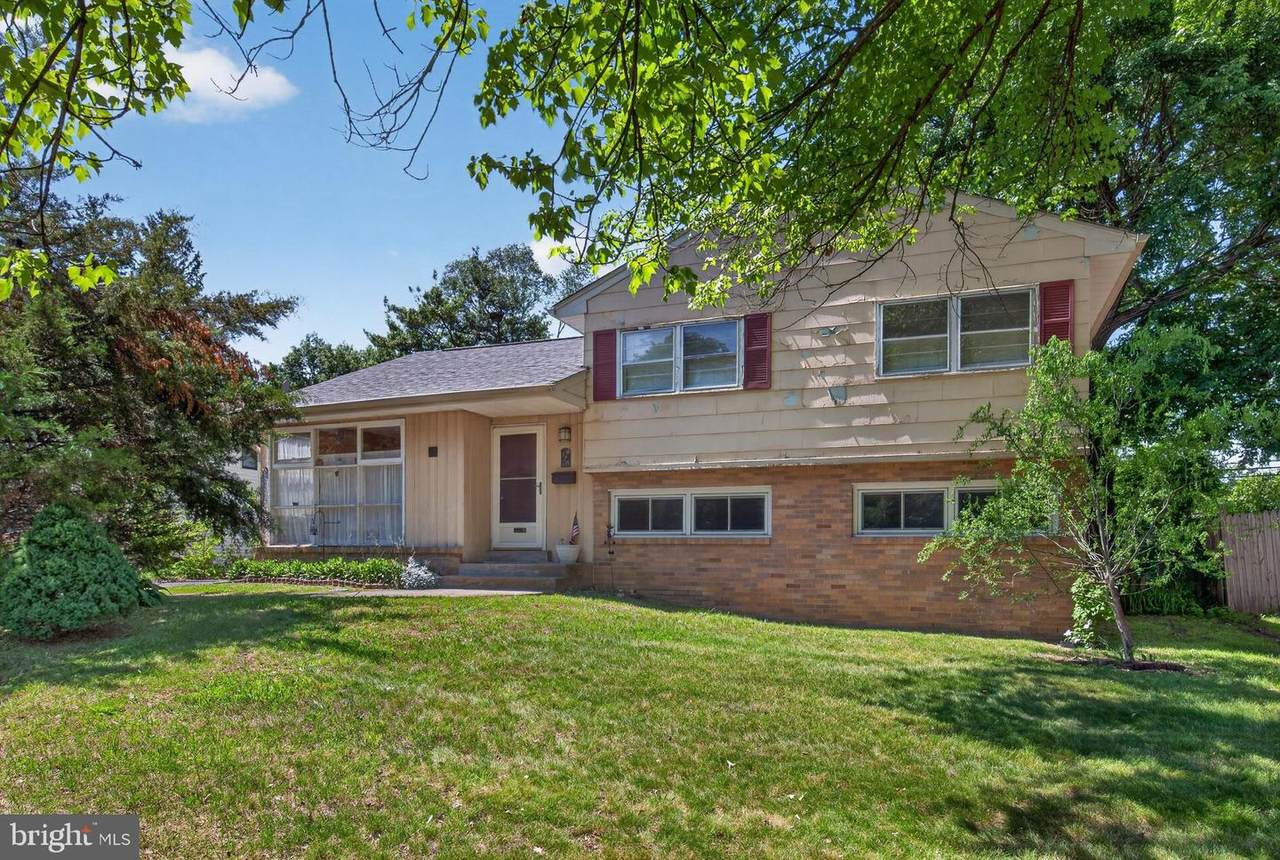 178 Shelley Drive - Photo 1