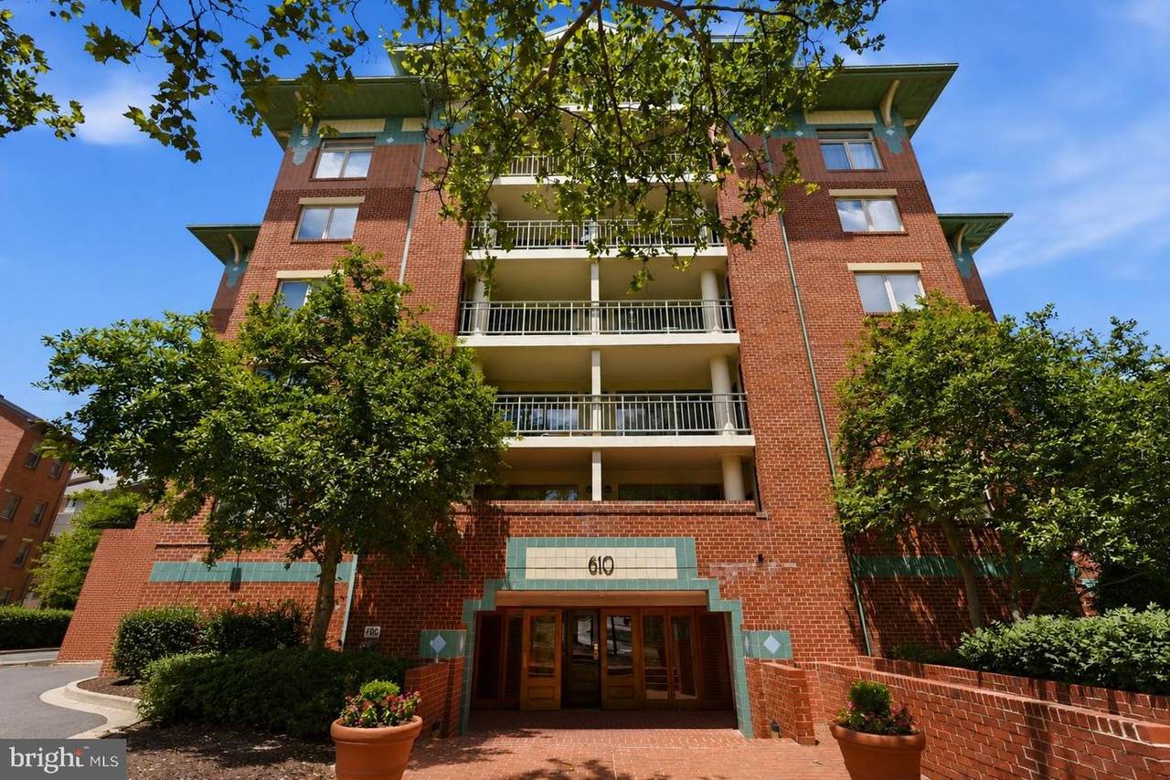 610 West Street - Photo 1