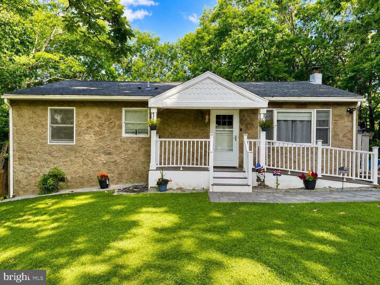 179 Darcy Drive - Photo 1