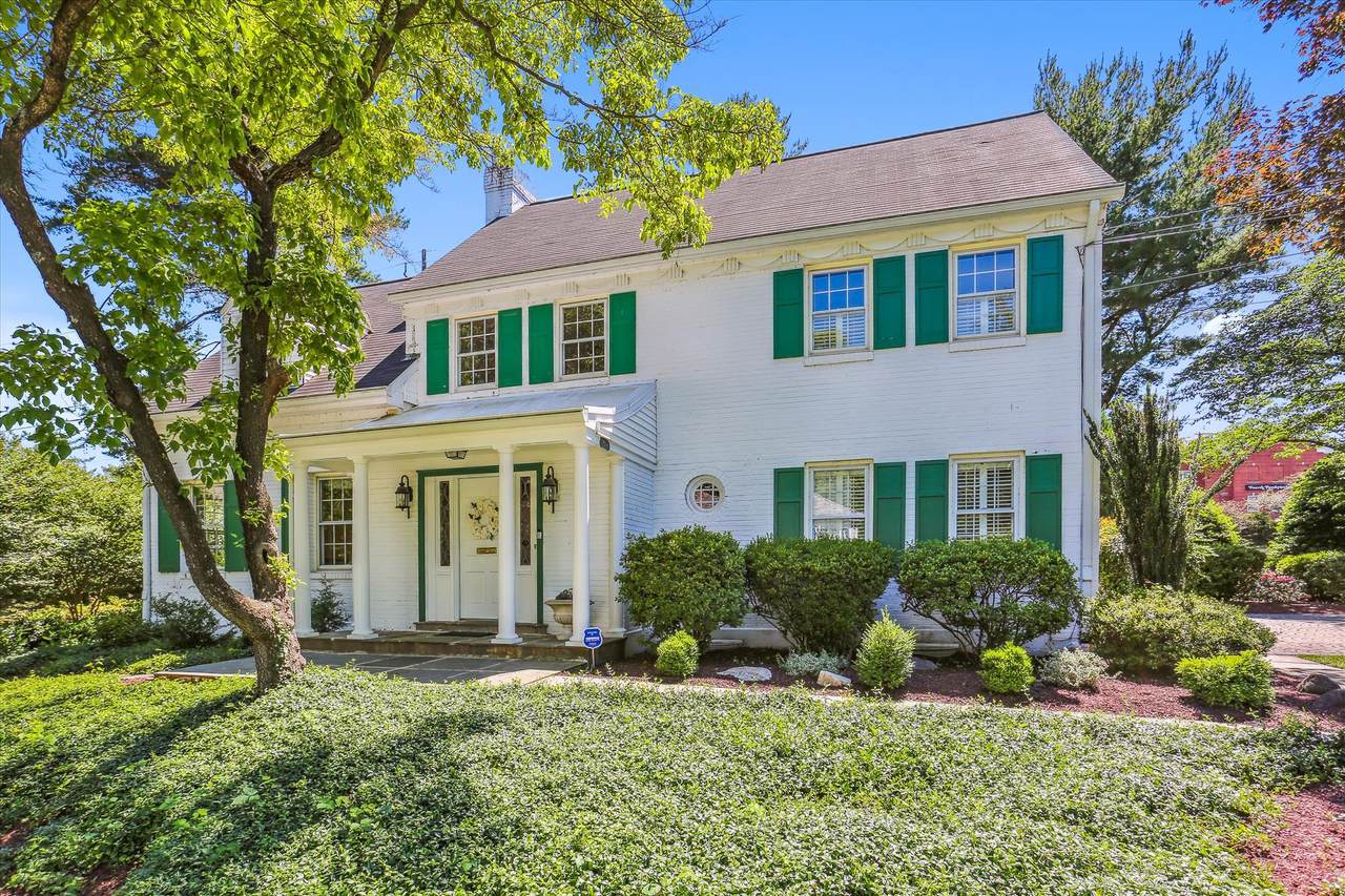 5508 Dorset Avenue - Photo 1