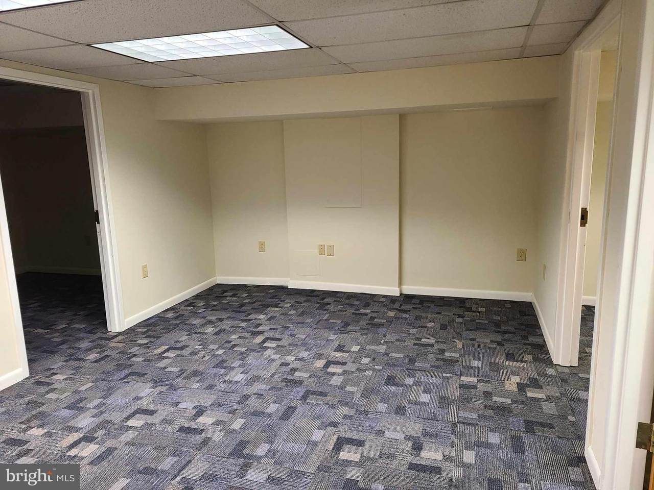 91 Progress Avenue - Photo 1