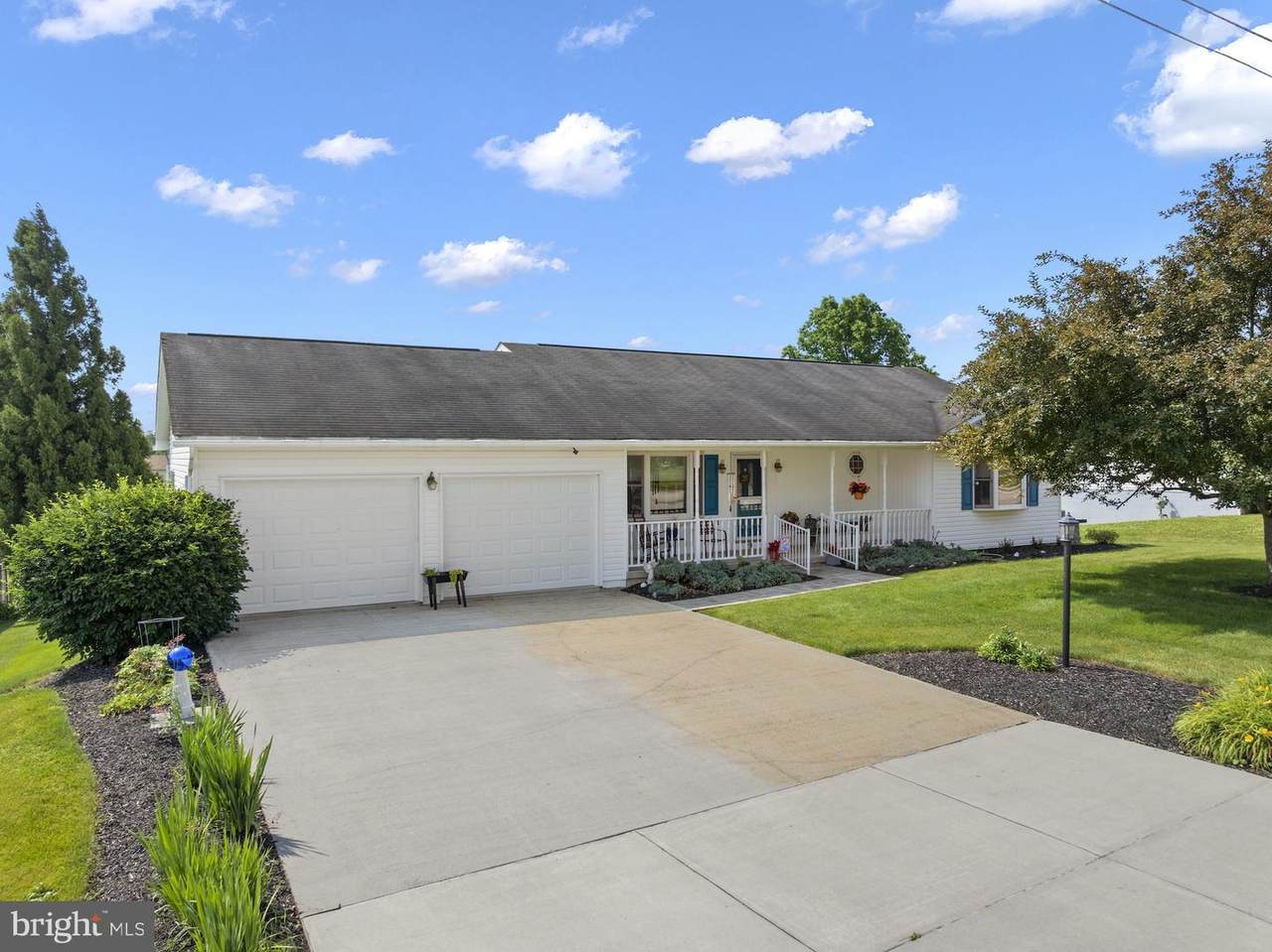 327 Beaver Street - Photo 1
