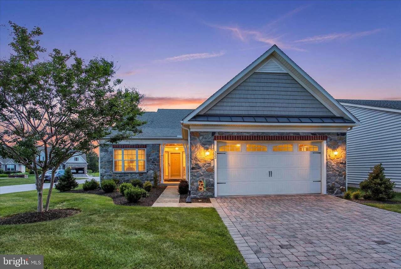 225 Savannah Drive - Photo 1