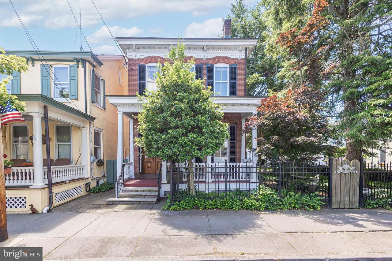 35 Perry Street - Photo 1