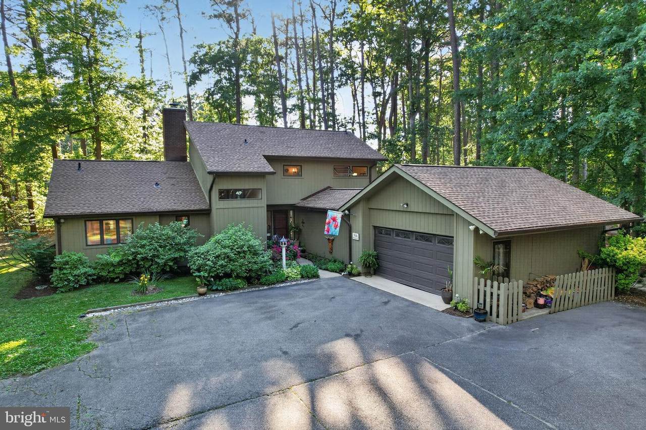 9206 Martingham Drive - Photo 1