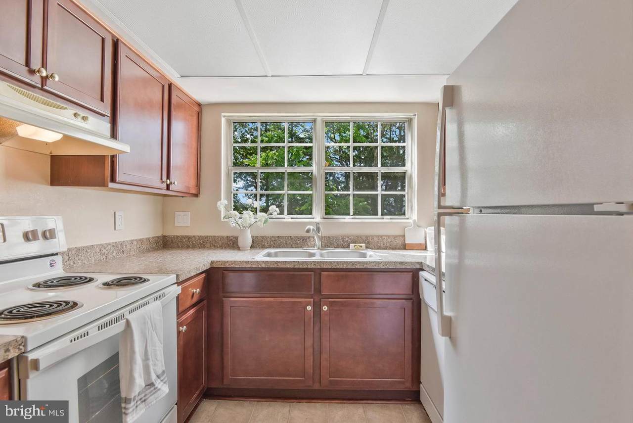 121 Fort Evans Road - Photo 1