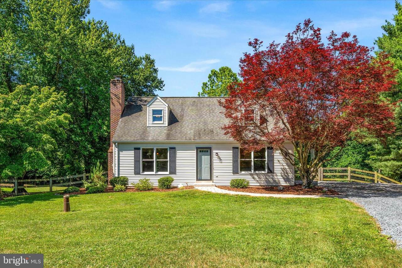 8392 Fordham Court - Photo 1