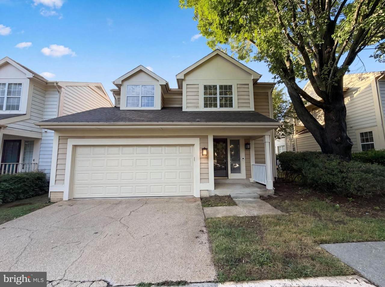 8509 Ivoryton Way - Photo 1