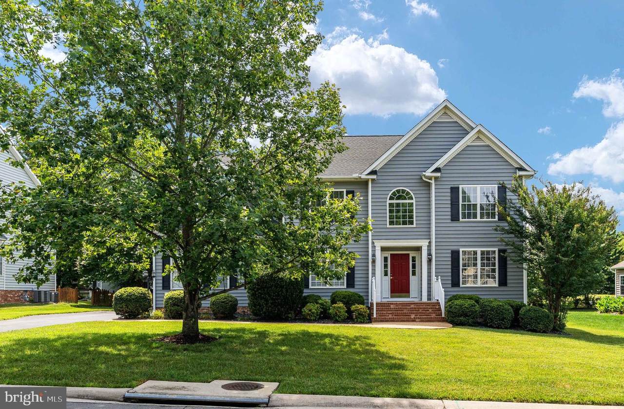 4717 Greenbrooke Drive - Photo 1