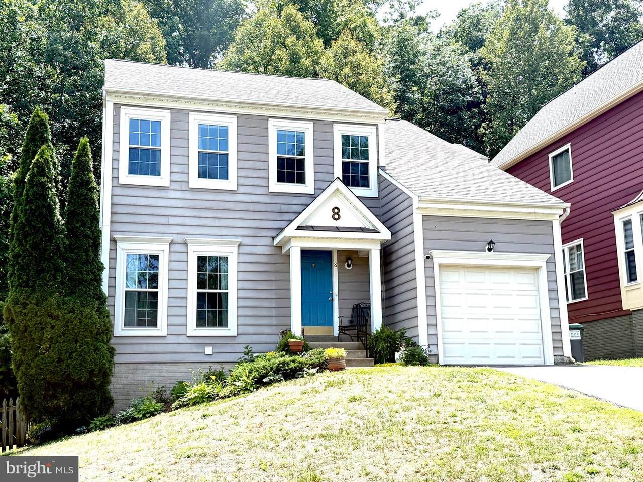 8 Woodmont Court - Photo 1